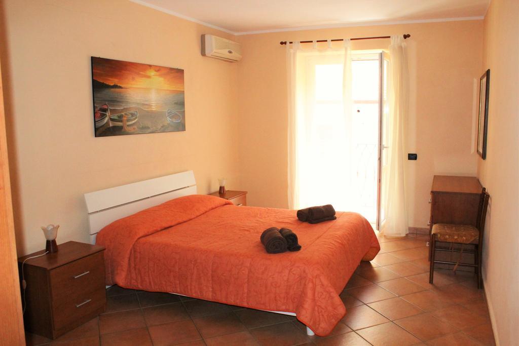 Gaia Holidays Apartments Cefalù Kültér fotó