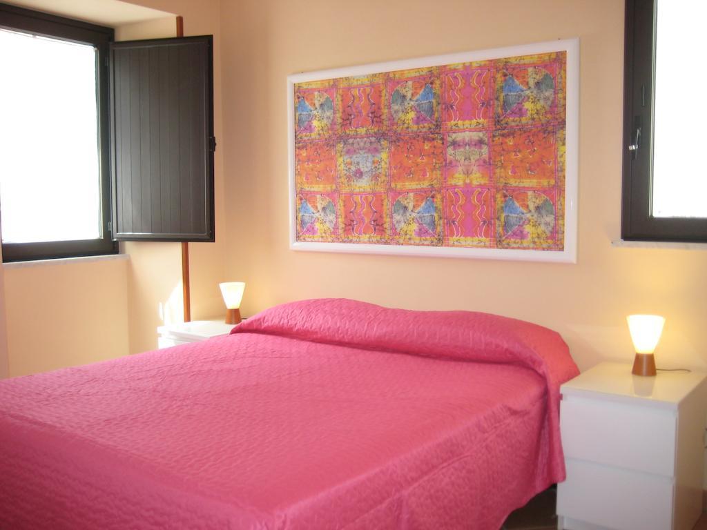Gaia Holidays Apartments Cefalù Szoba fotó